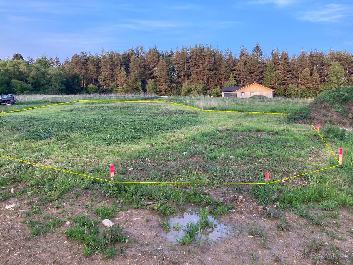 Nádherný stavebný pozemok so sieťami v Jamníku na Liptove - 5