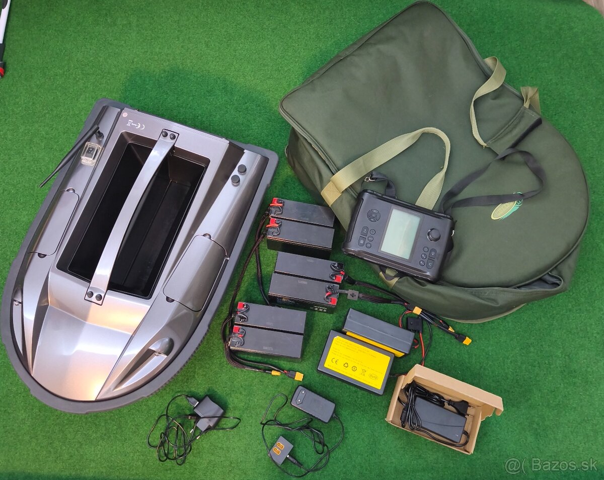 Zavažacia loďka CARPSCOUT - 5