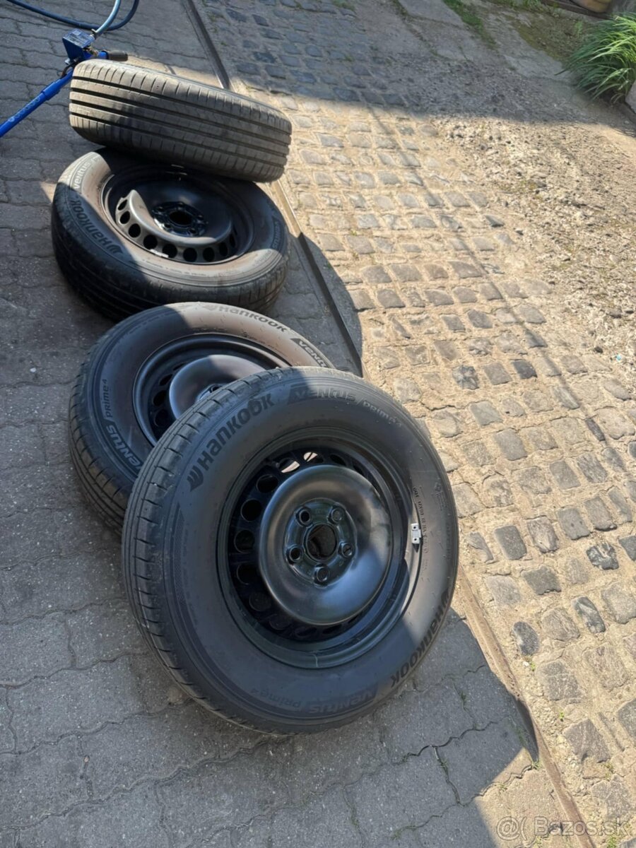 hankook ventus prime 4 215 65 r16 Letné + plechače - 5
