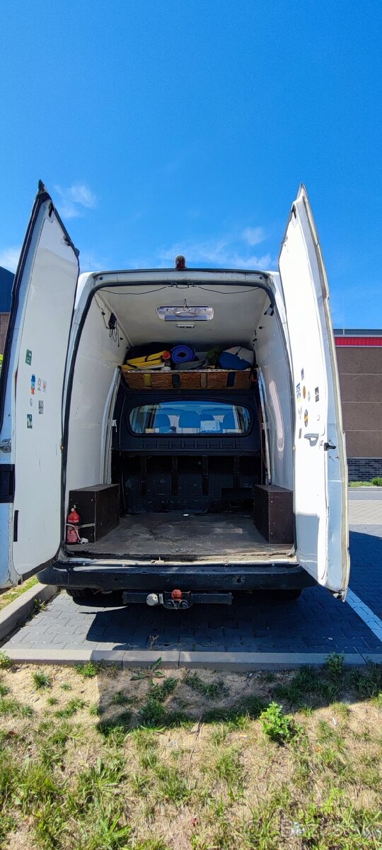 Ford Transit 300L 2,2 Tdci 6 miest, ťažné + NOVÁ STK - 5