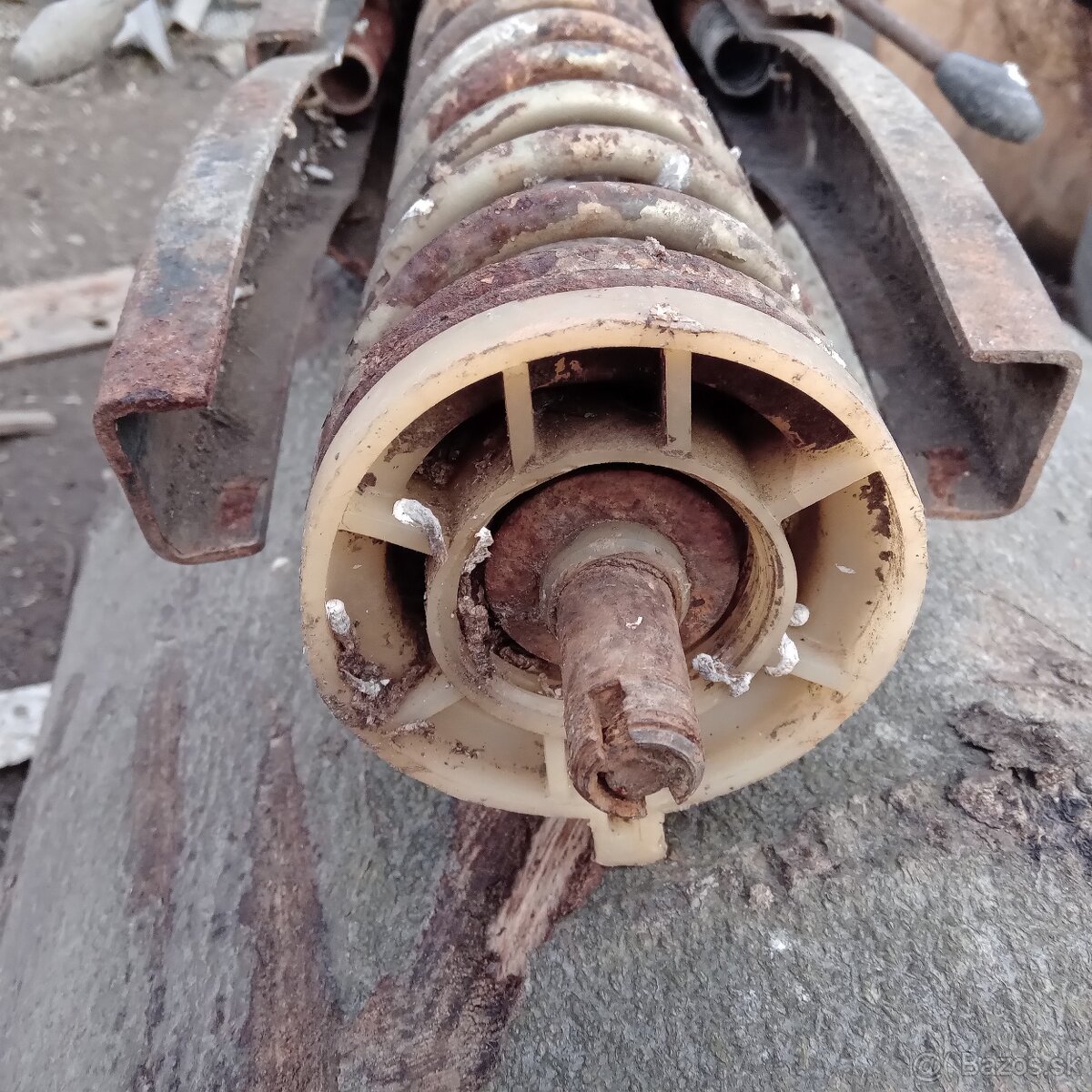 PREDAM Časť sedačky Zetor - 5