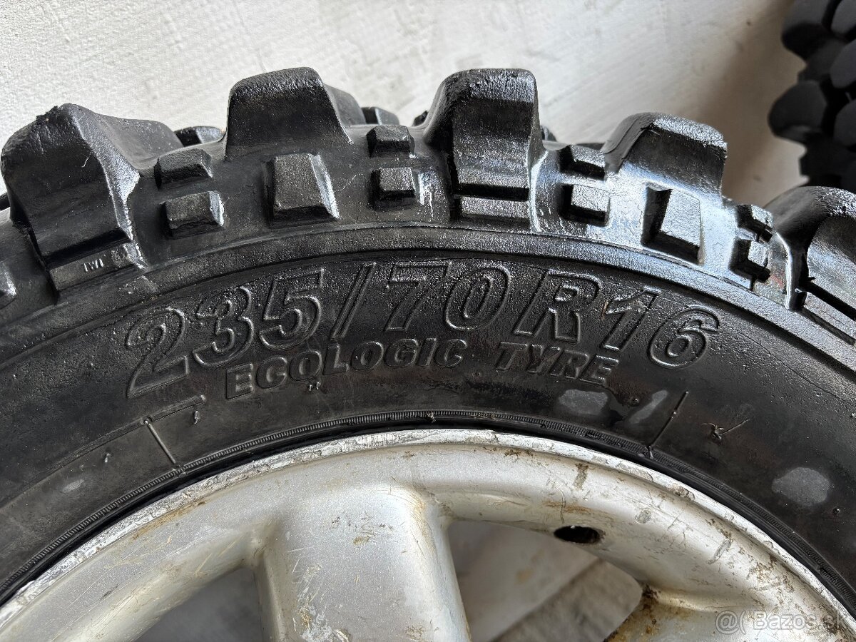 Predám T3 235/70 r16