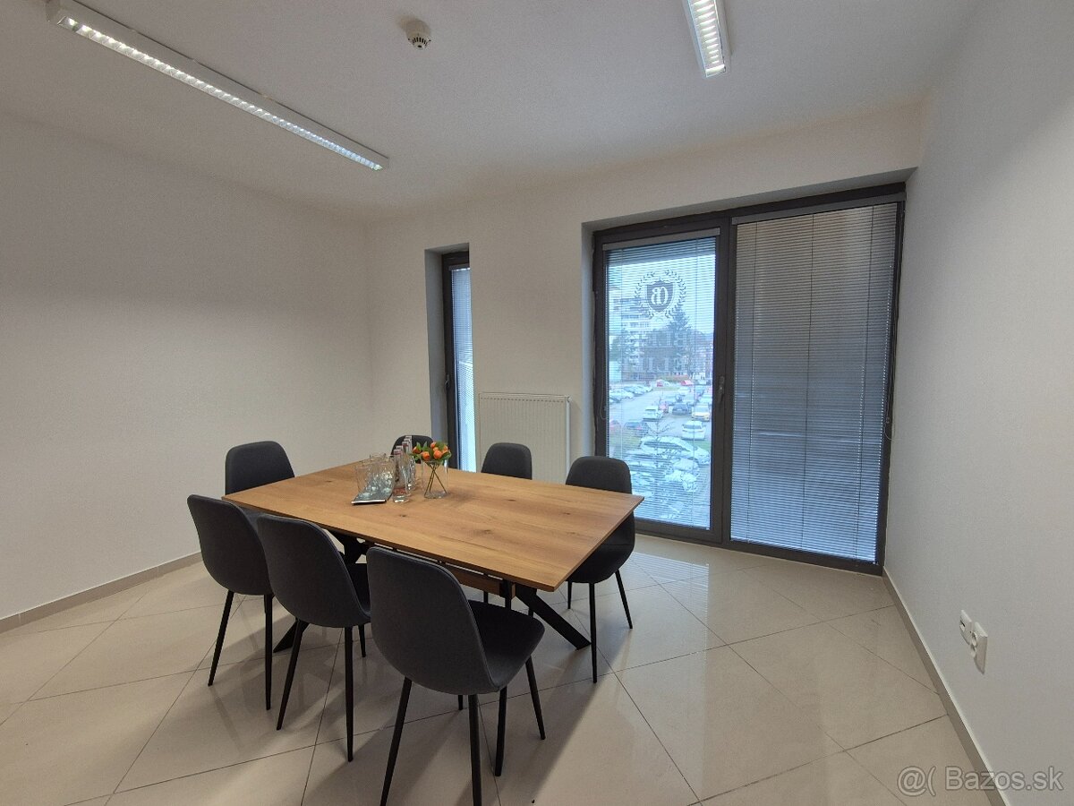 Moderné priestory s umývadlom a parkovaním pri OC Novum - 5