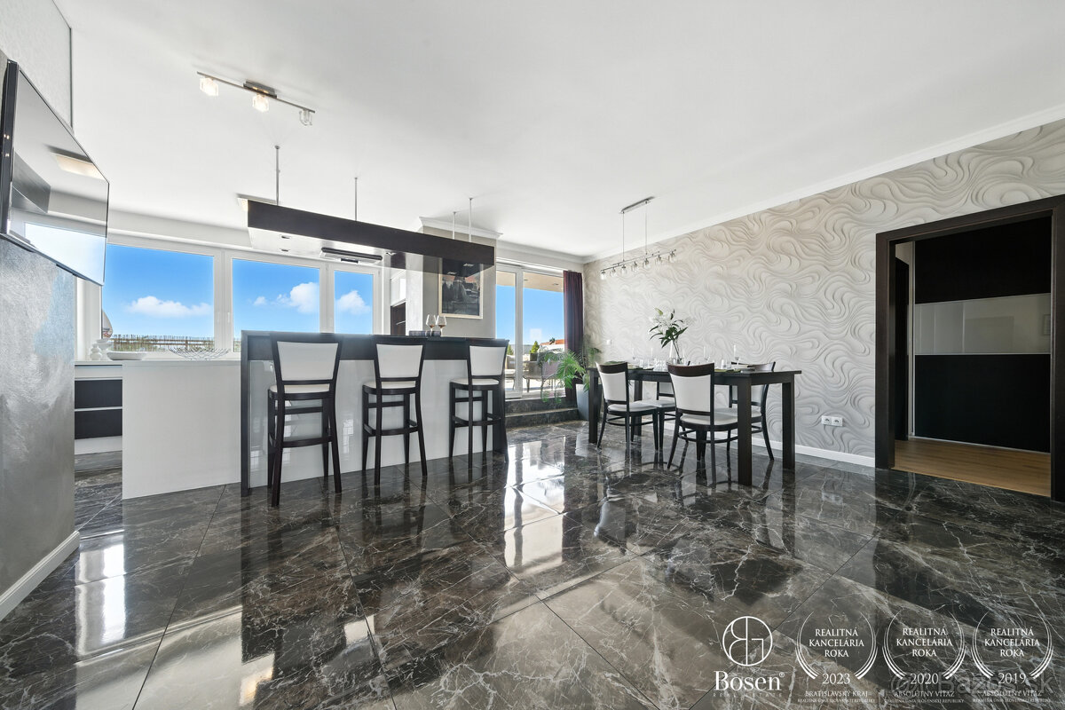BOSEN | Výhľady, priestor, krb - 152 m2 plus terasa 102 m2, - 5
