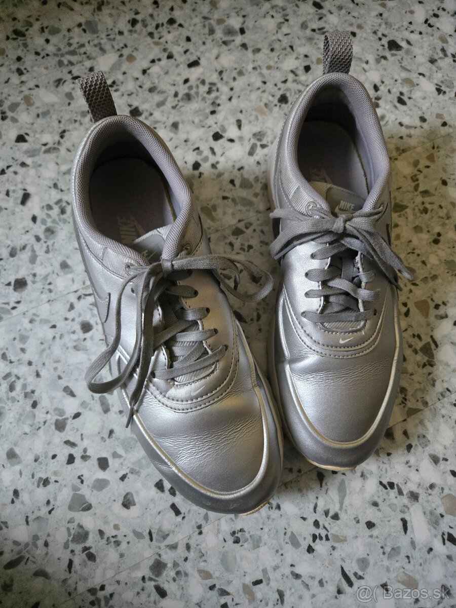 Dámske tenisky Nike veľ. 40 - 5