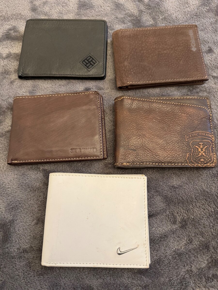 Rozne znacky penazeniek -7€ - 5