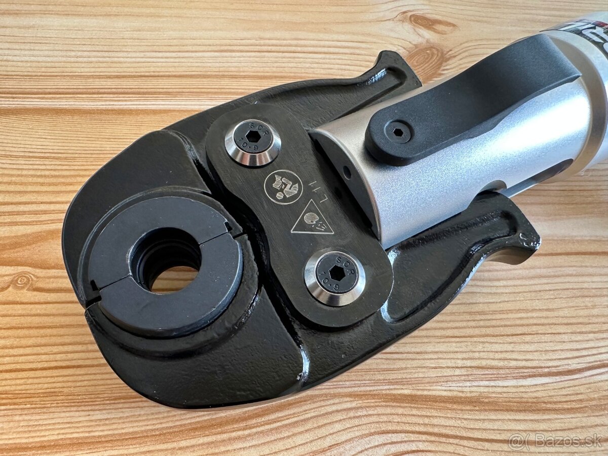 Hydraulické lisovacie kliešte PEX-AL-PEX + čeľuste TH - 5
