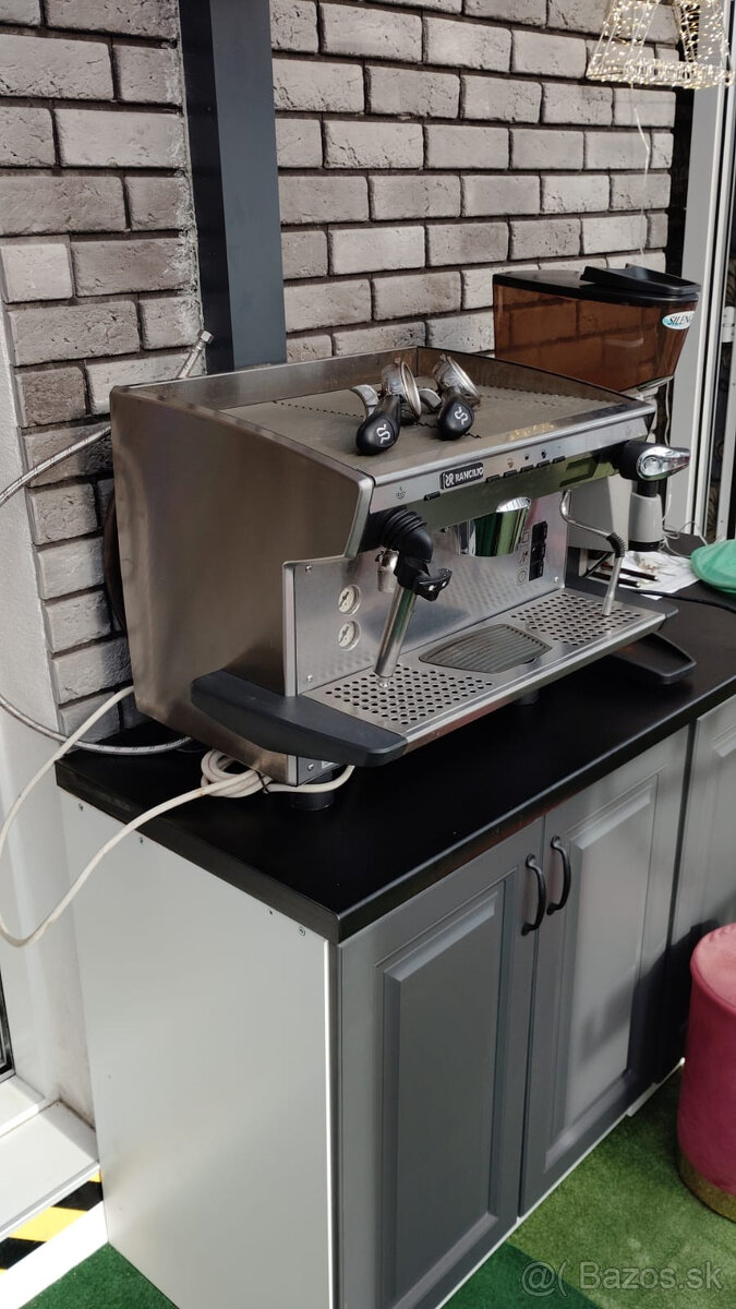 Predám profesionálny kávovar Rancilio - 5