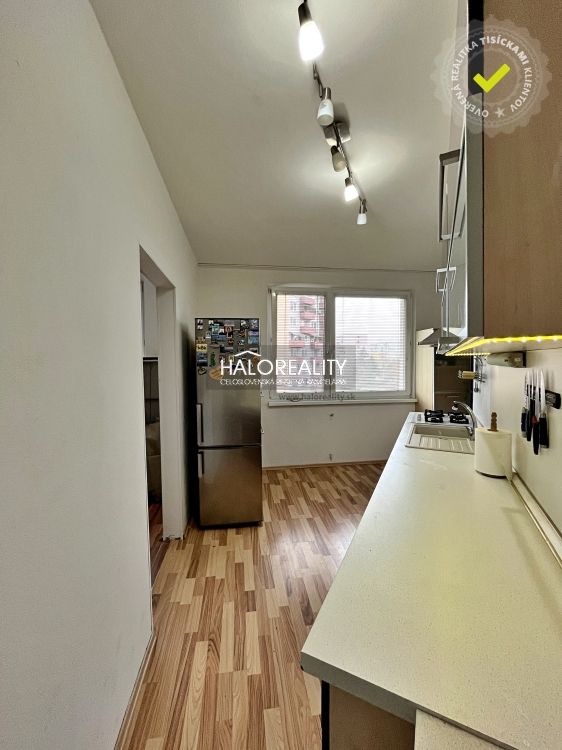 HALO reality - Predaj, trojizbový byt Levice, Rybníky III, p - 5