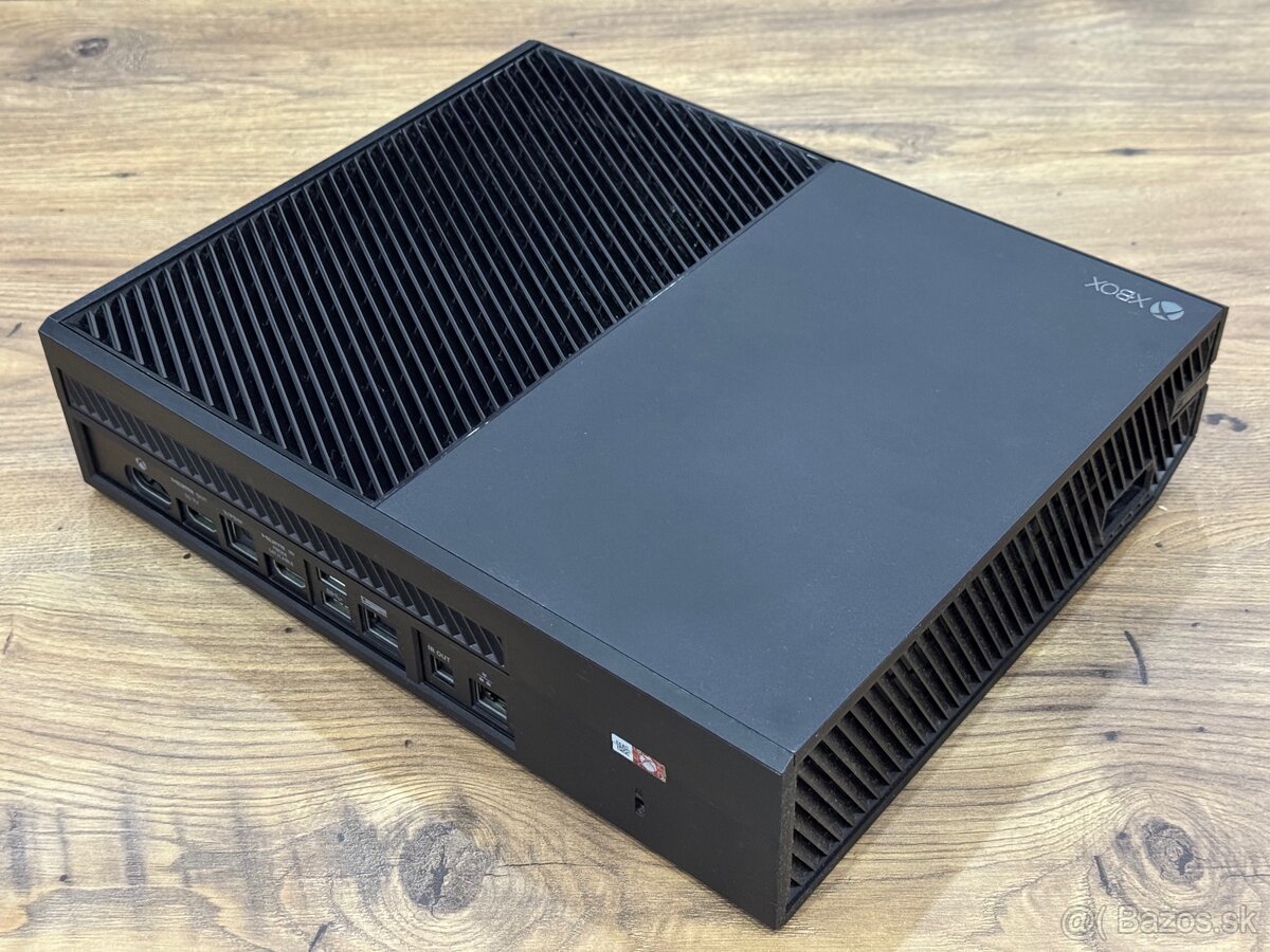 Samostatná herná konzola Xbox One 1TB - 5