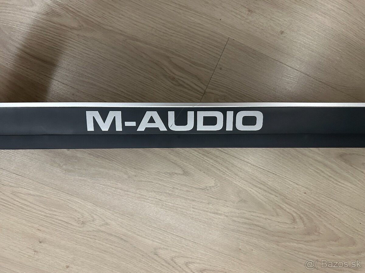 M-Audio KeyRig 49 - 5