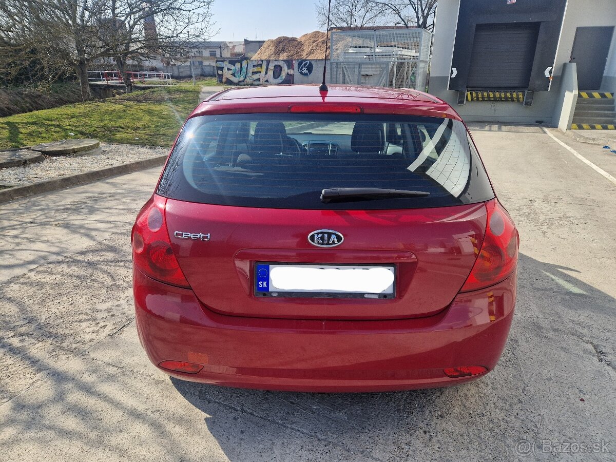 Kia Ceed 1.6 CRDi - 5