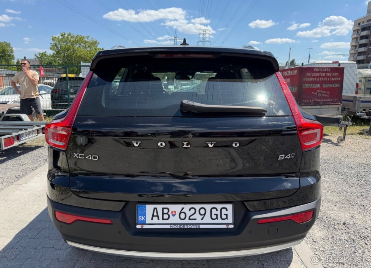 Volvo XC40 B4 Momentum Pro AWD A/T🔥 - 5