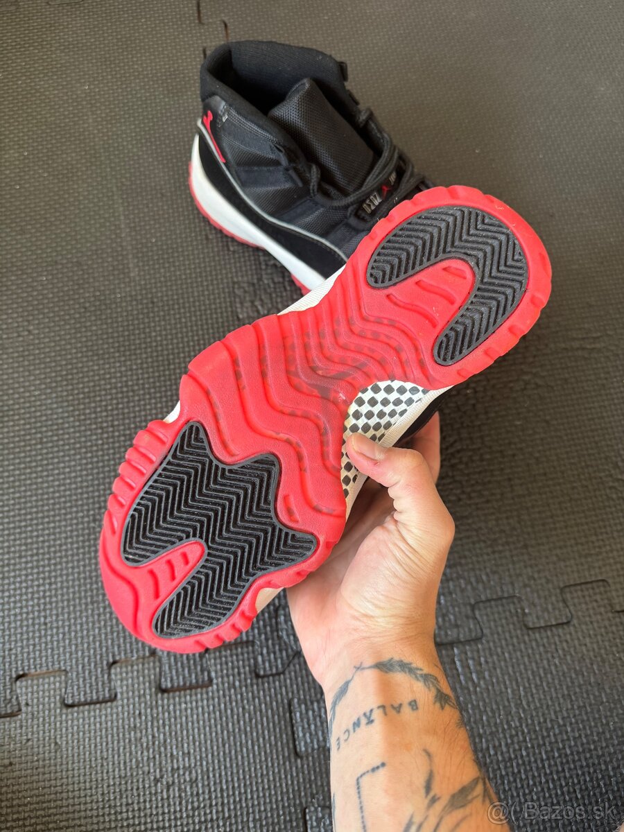 Nike Air Jordan 11 Retro - 5