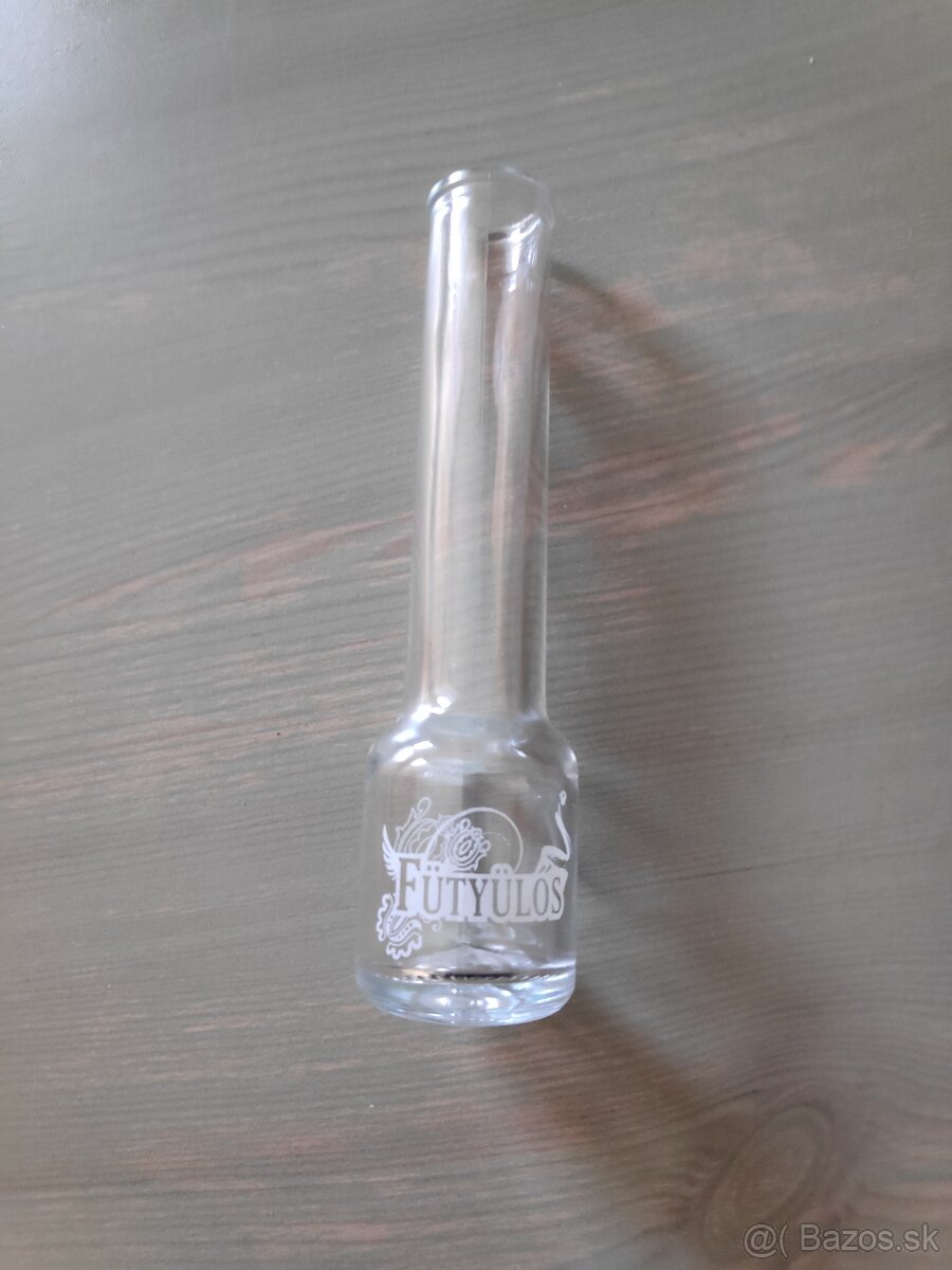 Poháre - 1, pijačka - 5