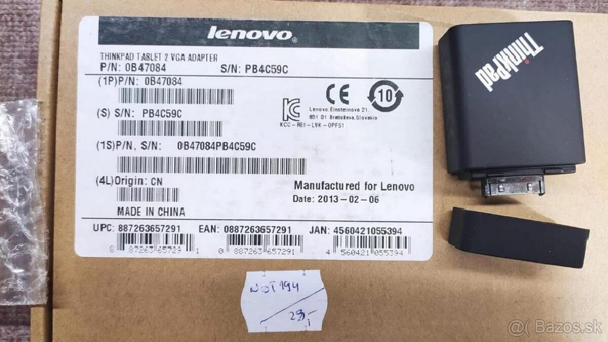 Lenovo ThinkPad Tablet 2 VGA adaptér - 5