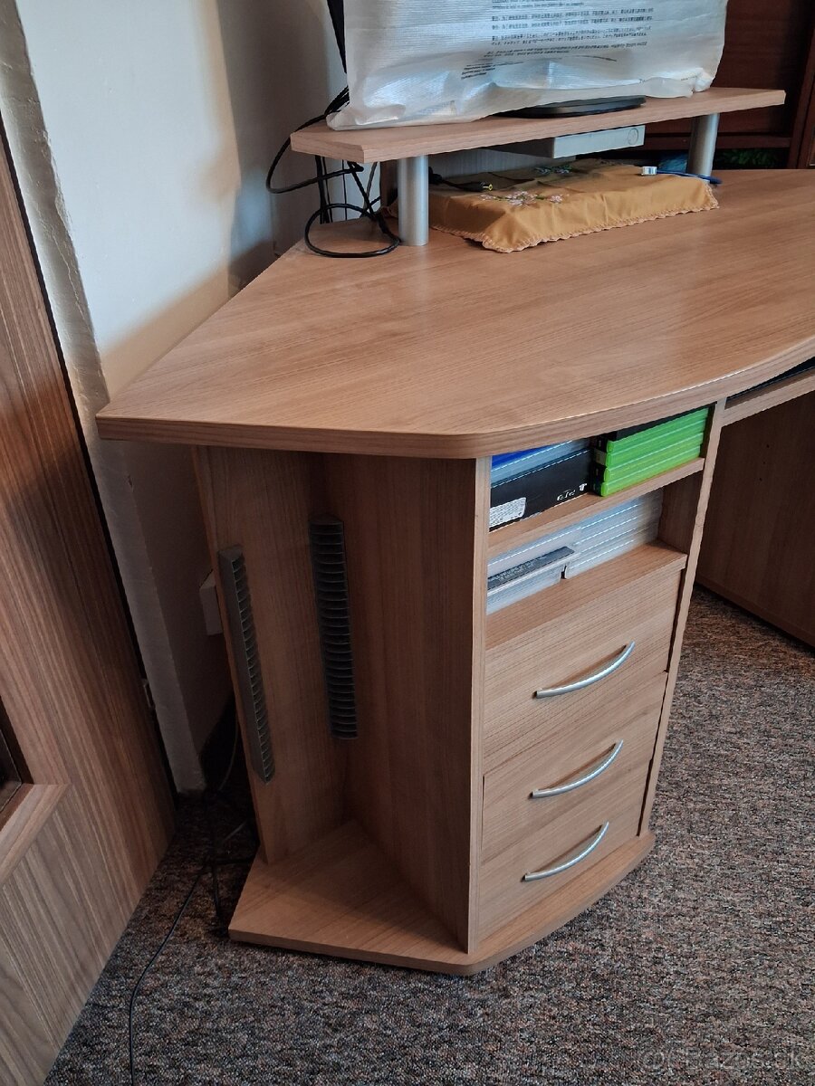 Predám písací rohový stôl - 5