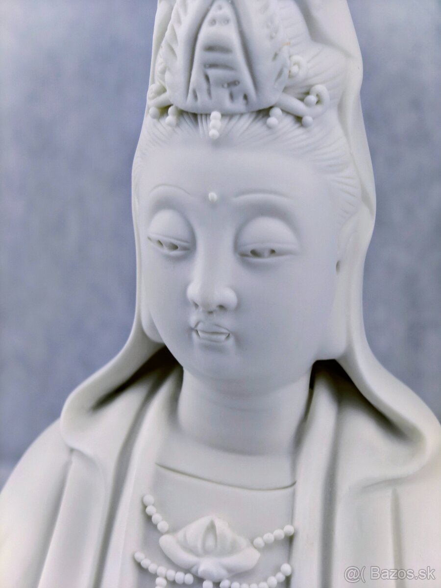Buddha Guan yin čínskej bódhisattvy súcitu a milosrdenstva - 5