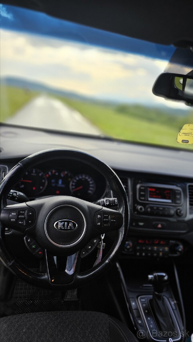 Kia carens 1.7 crdi automat - 5
