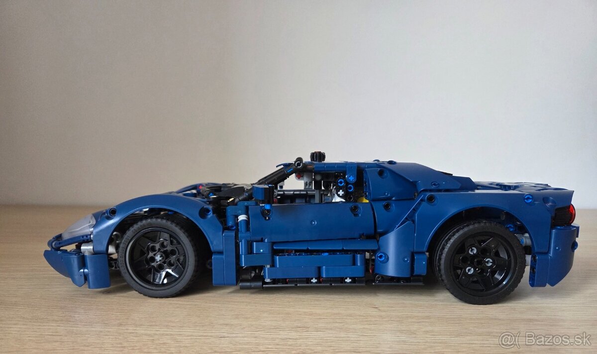 LEGO TECHNIC FORD GT 42154 - 5