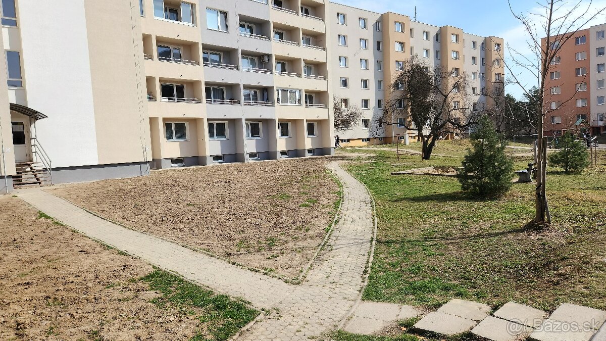 Na predaj 1-izbový byt v úzkom centre Prešova pod OC Novum - 5