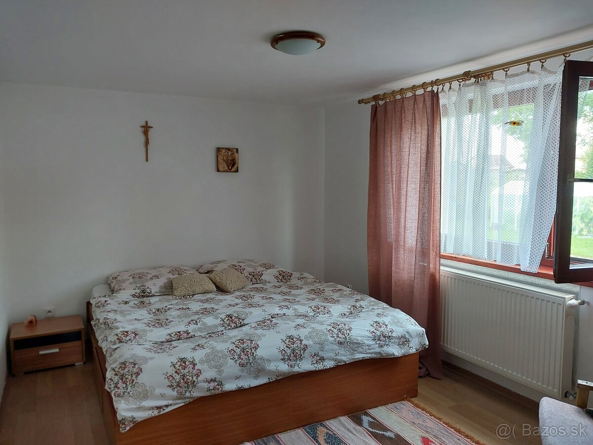 2 spalne, kuchyno-obyvacka, zahrada - 5