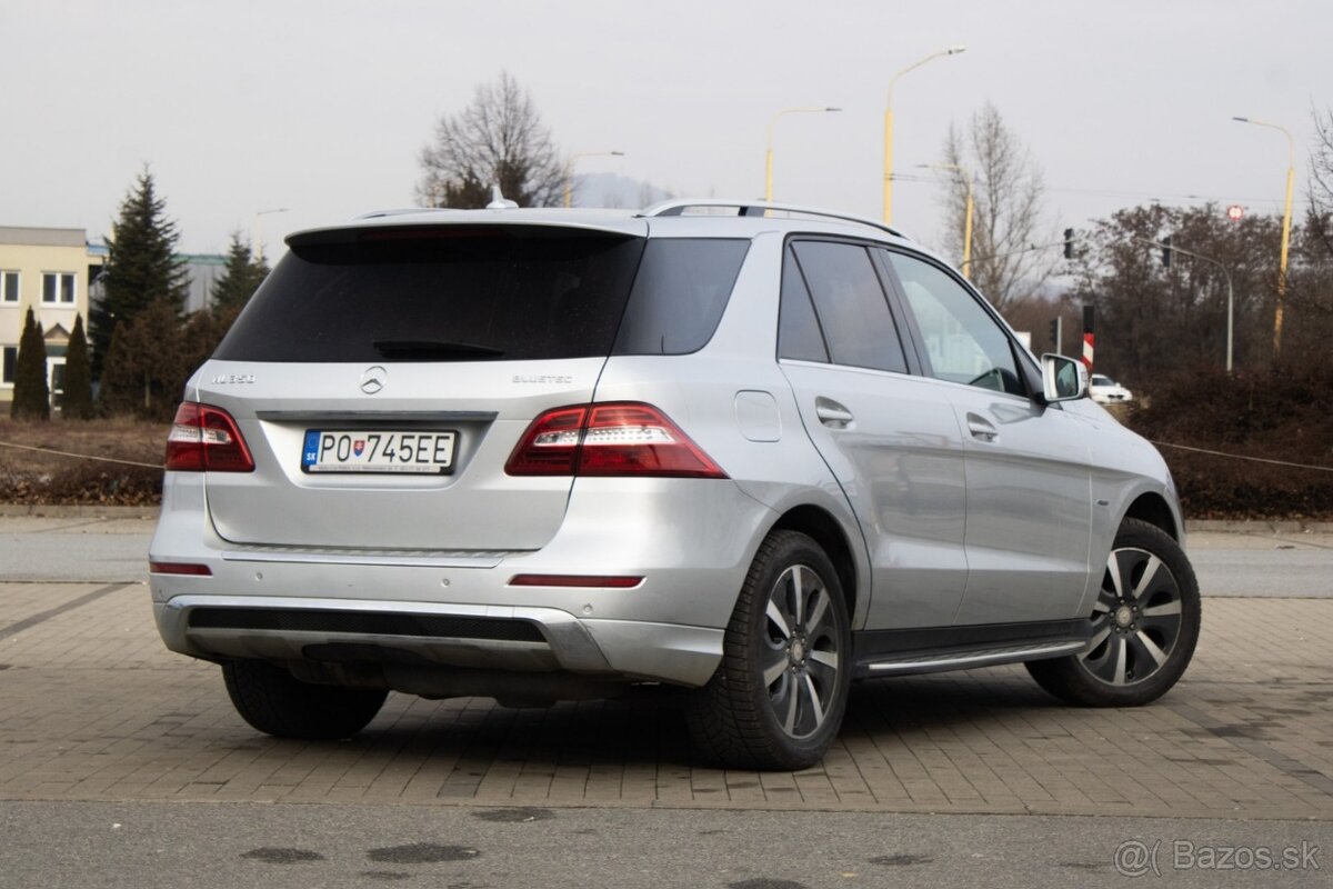 Mercedes-Benz ML 350 BLUETEC 4 MATIC - 5