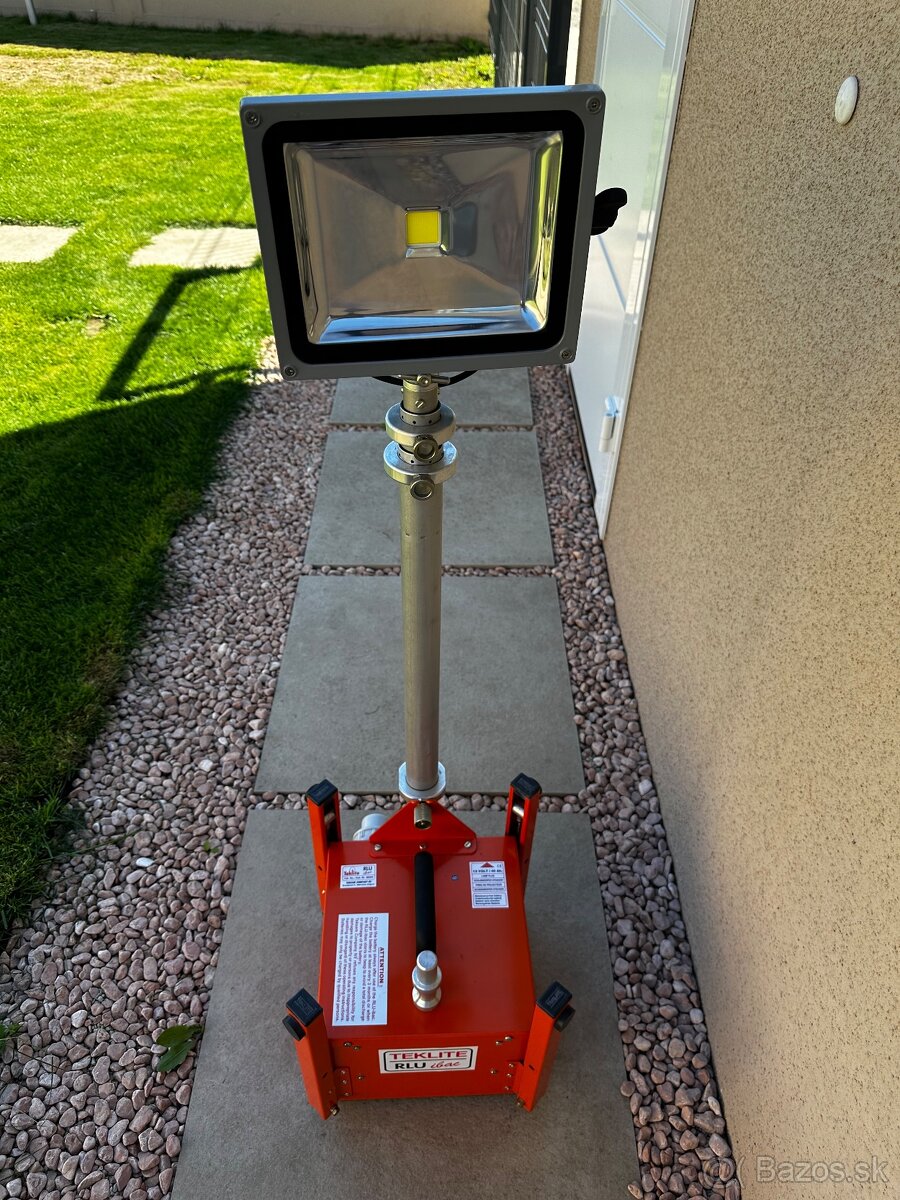 Prenosna stavebna lampa - 5