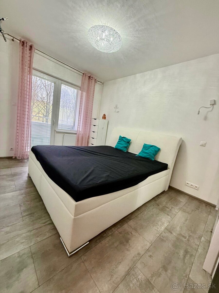 PRENÁJOM: MODERNE ZREKONŠTRUOVANÝ 2-IZBOVÝ BYT NA ROZKVETE - 5