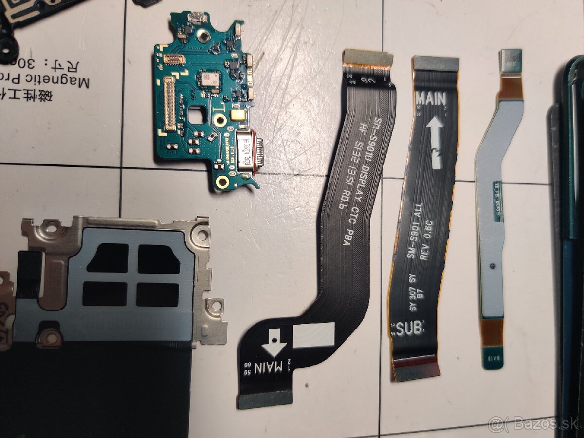 Samsung s22 náhradné diely - 5