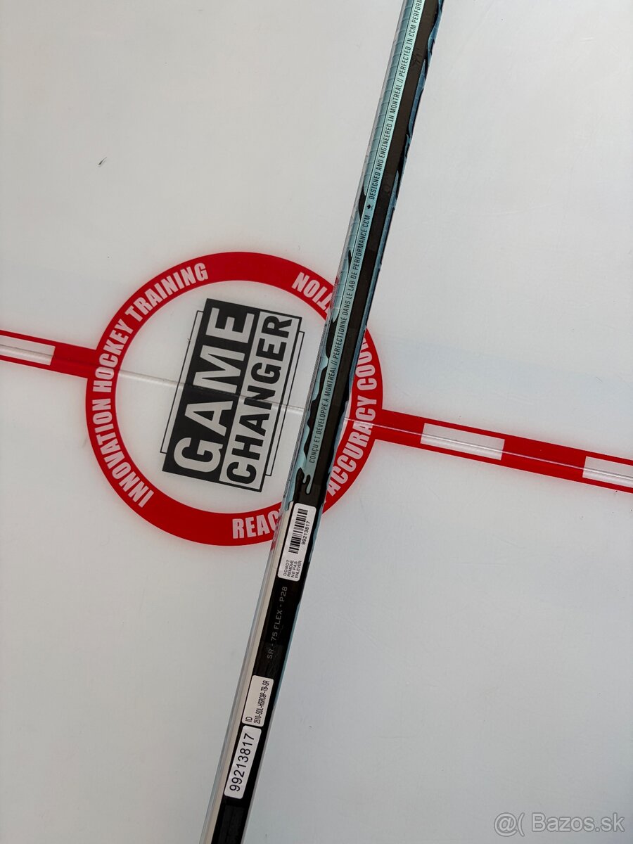 Hokeka CCM jetspeed ft9 p28 75flex right - 5