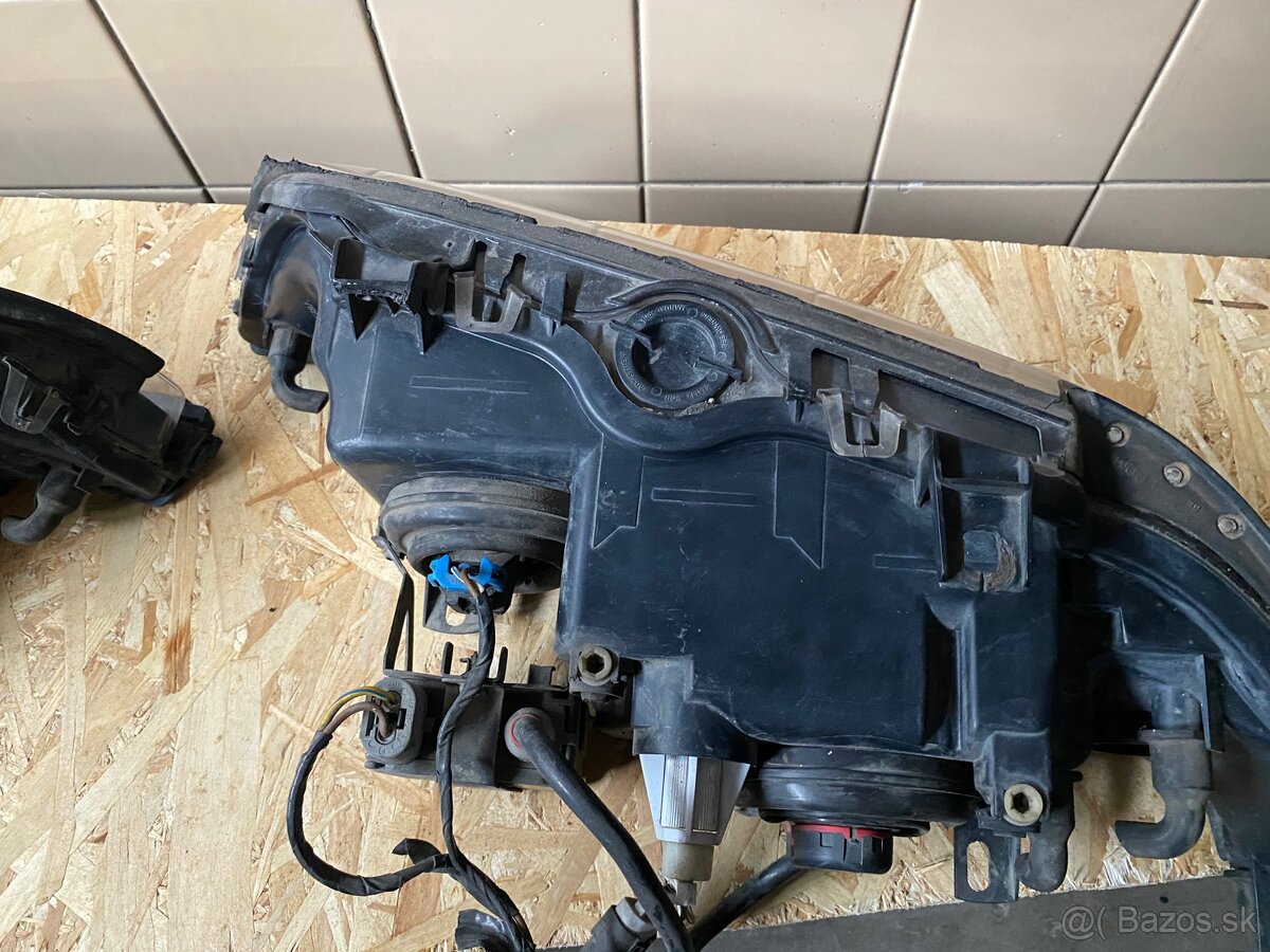 Xenon svetlá Hella BMW E39 - 5