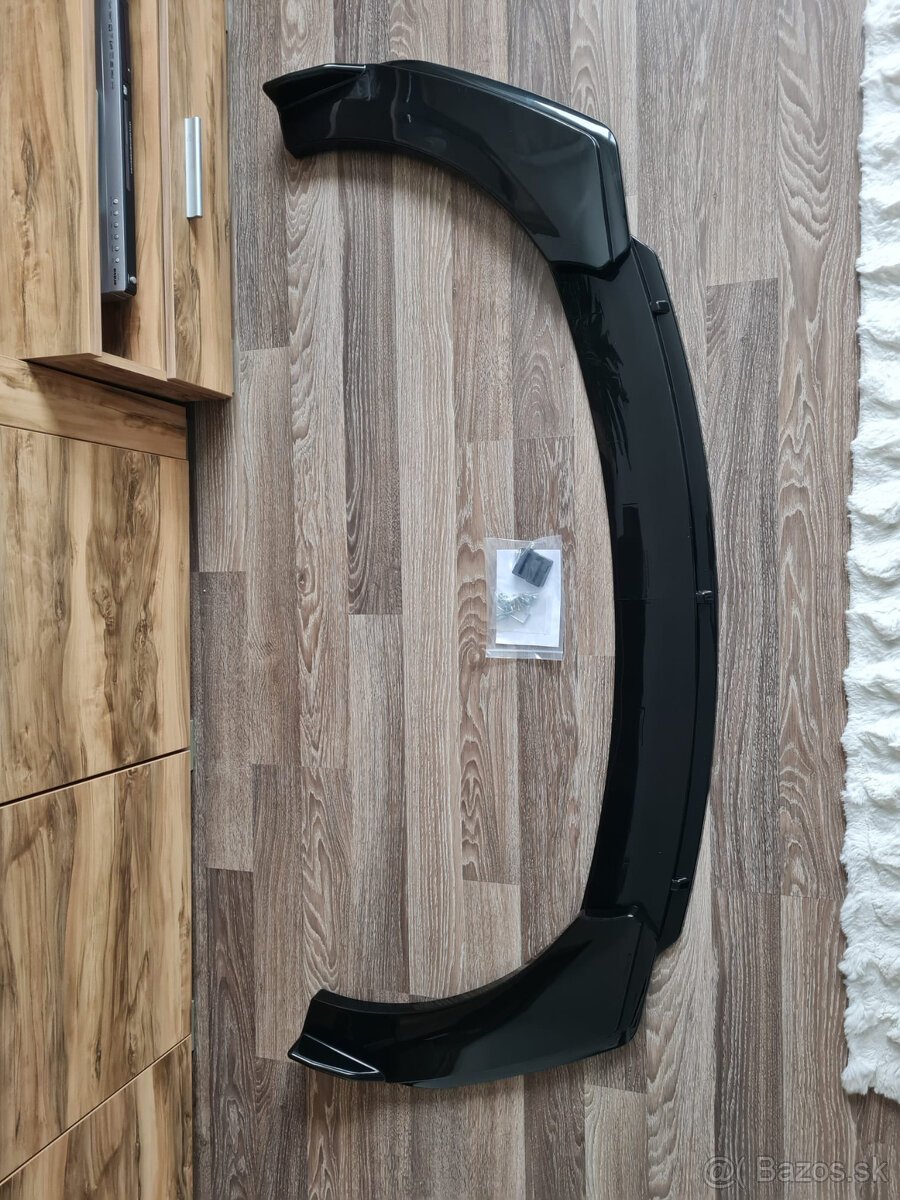 Predný spojler pod nárazník vhodný pre modely AUDI BMW - 5