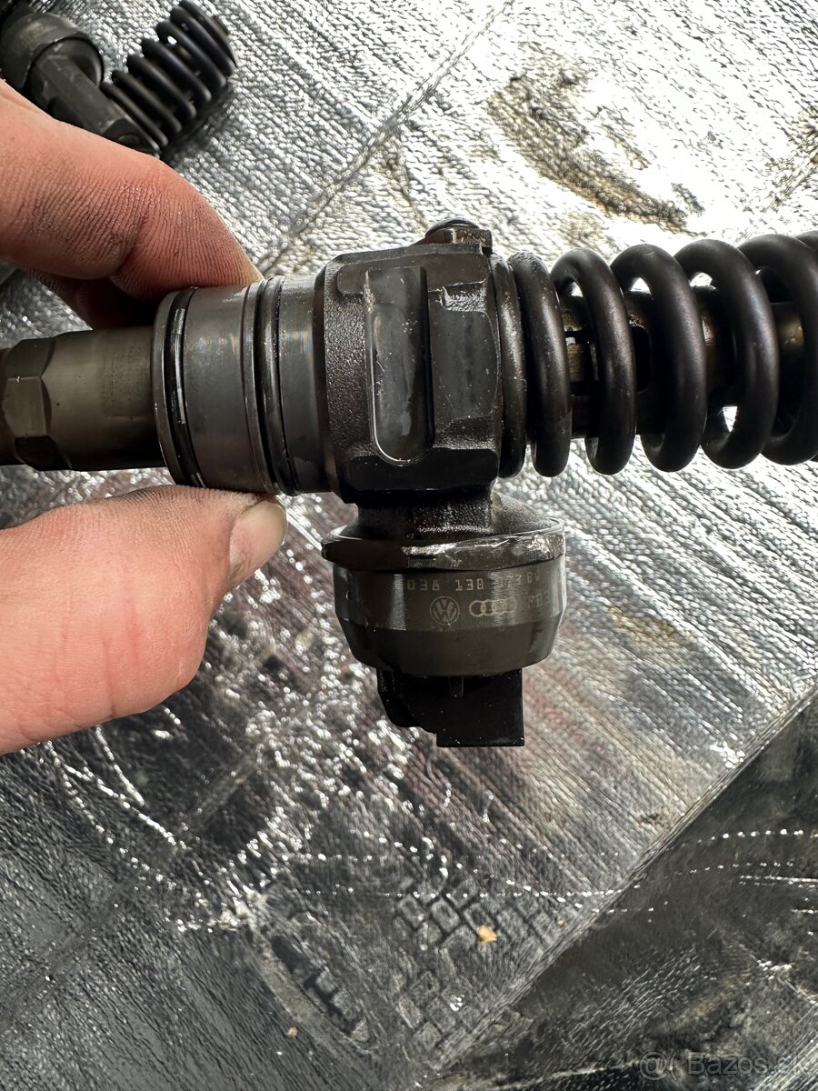 Vstrekovacie trysky 2.0TDI BMM, BMP 038130073BQ 0414720312 - 5