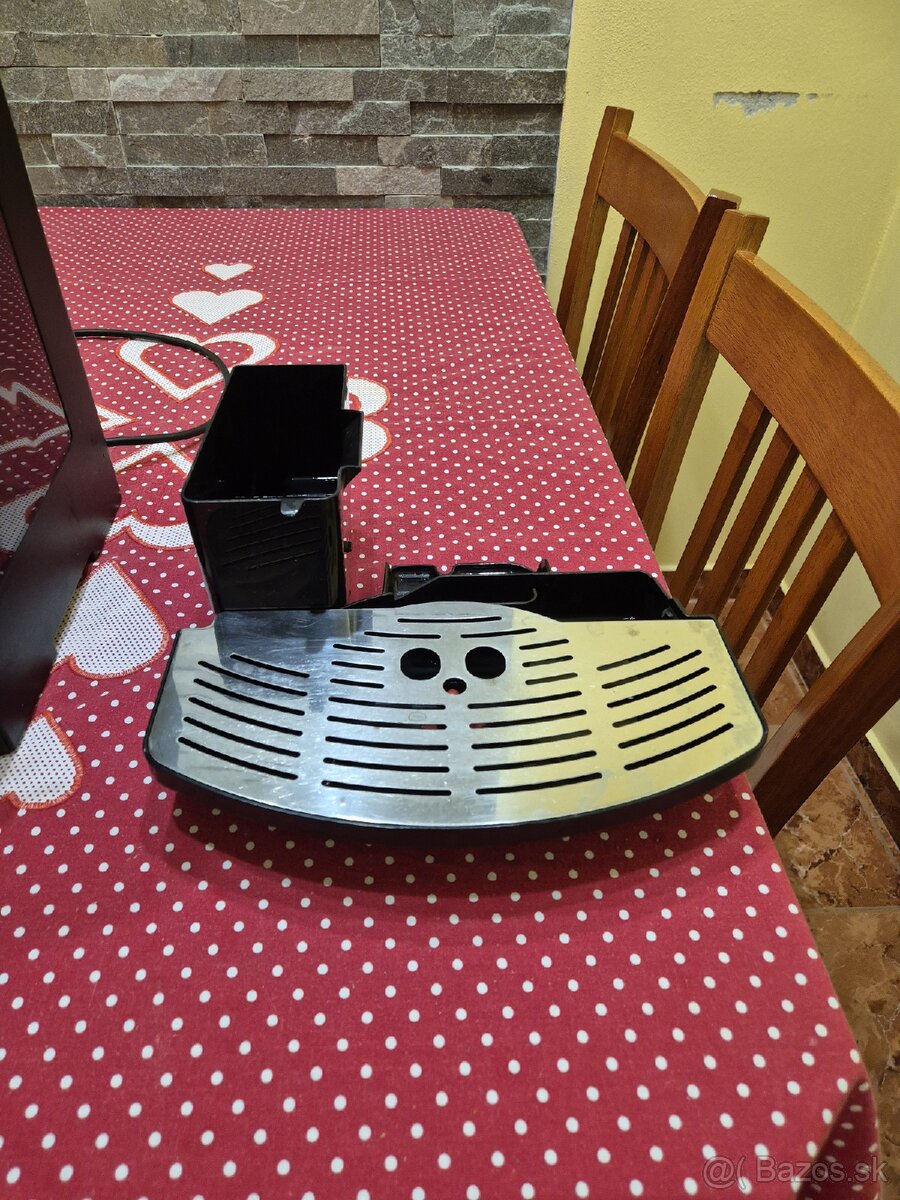 Predám kávovar Delonghi - 5