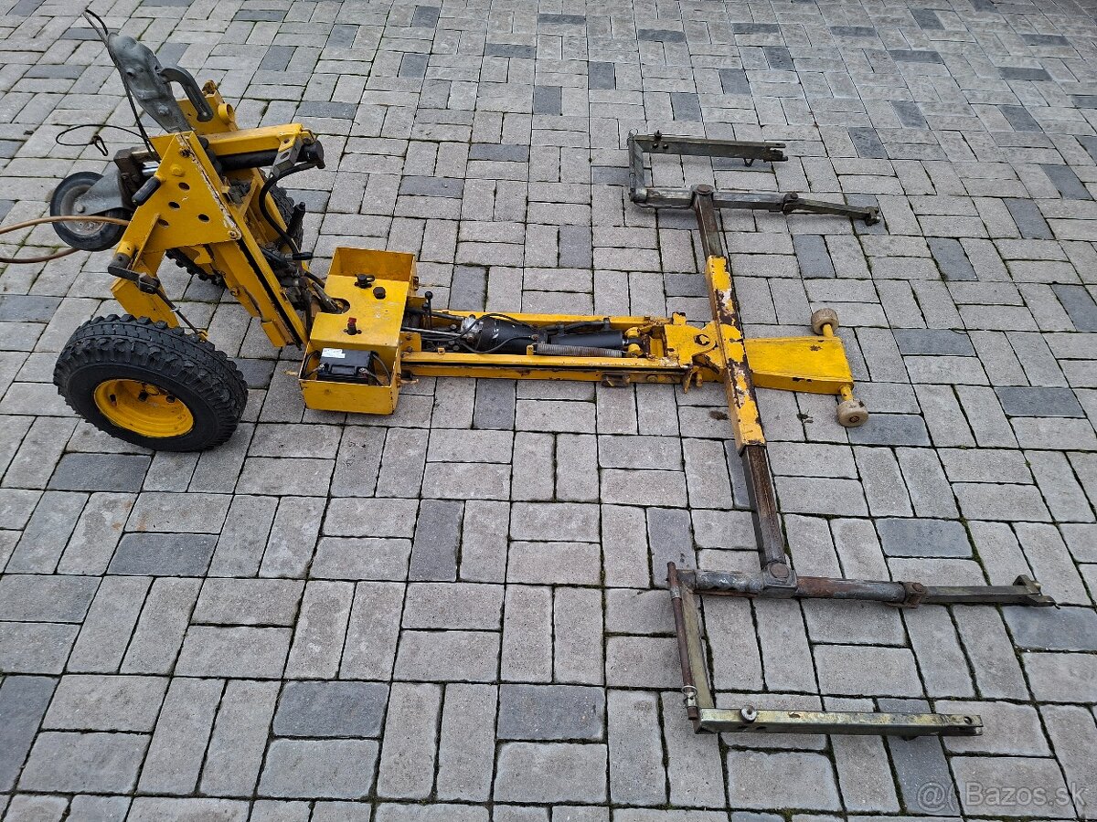 Autoprepravnik tzv.Motyl, odtahovy vozik - 5