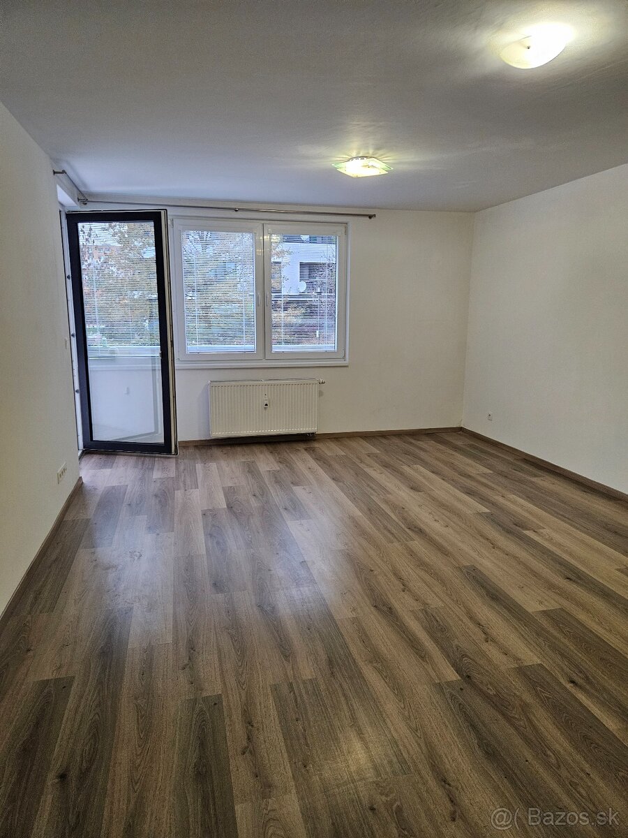 2-izbový byt s veľkou terasou a parkovacím miestom - 5