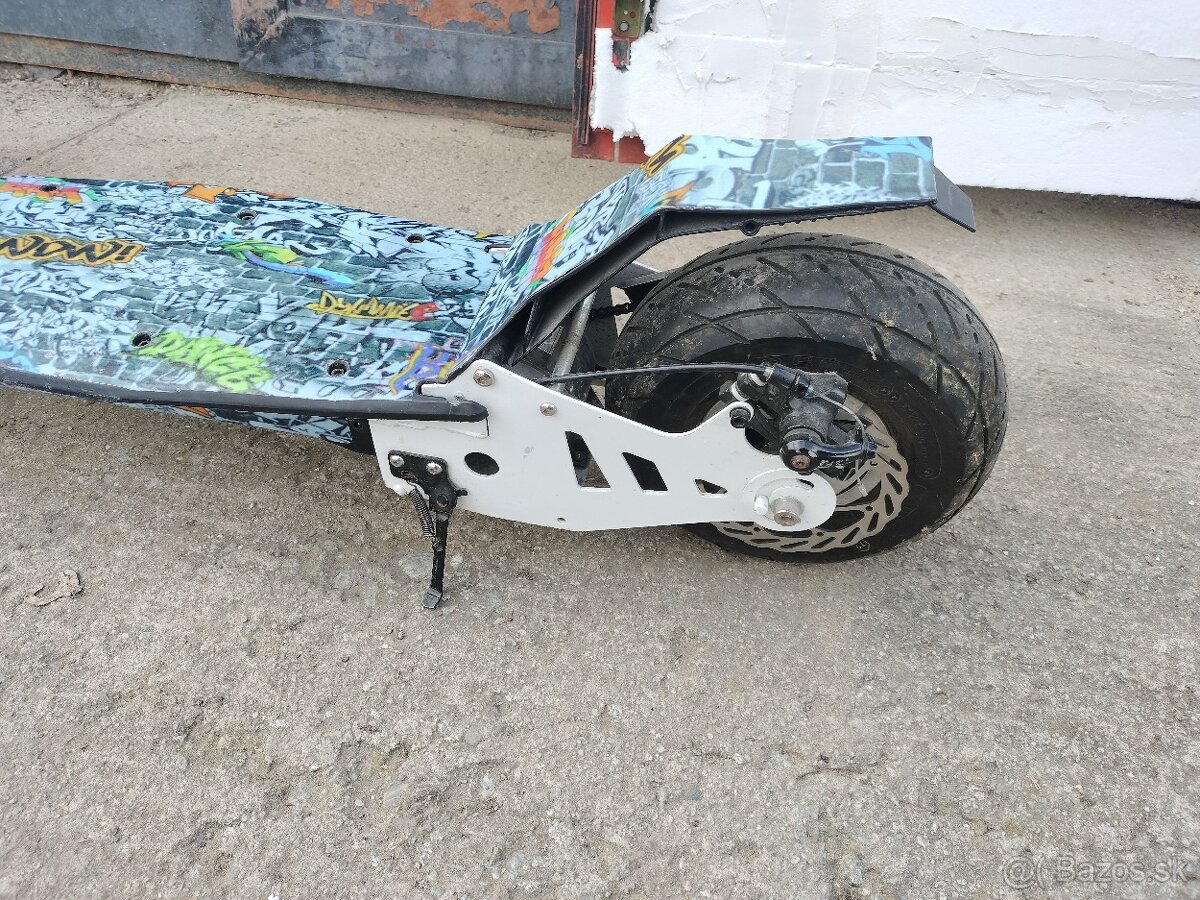 Elektrická kolobežka - 5