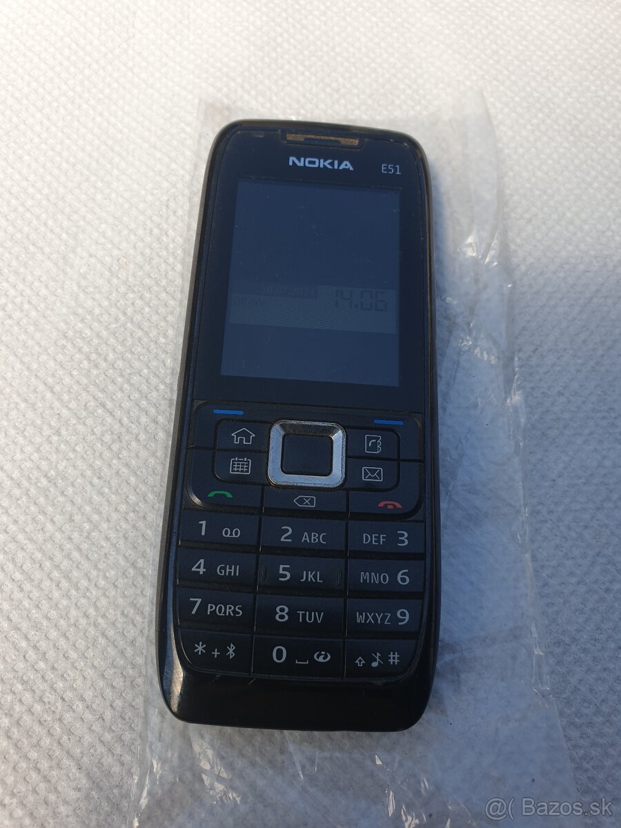 Nokia e51 - 5