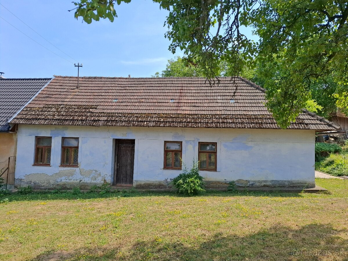 CHALUPA NA MYJAVSKÝCH KOPANICIACH - 5