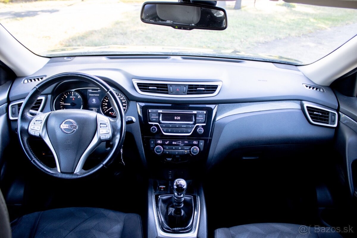 Nissan X-Trail - 5