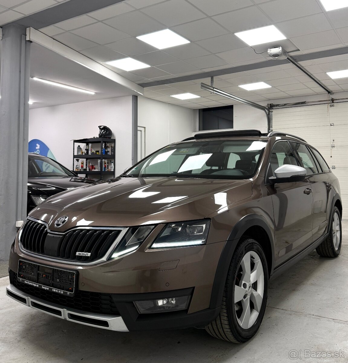 Skoda Octavia Scout 2.0TDI 110Kw 4x4 Webasto/Canton/Panorama - 5