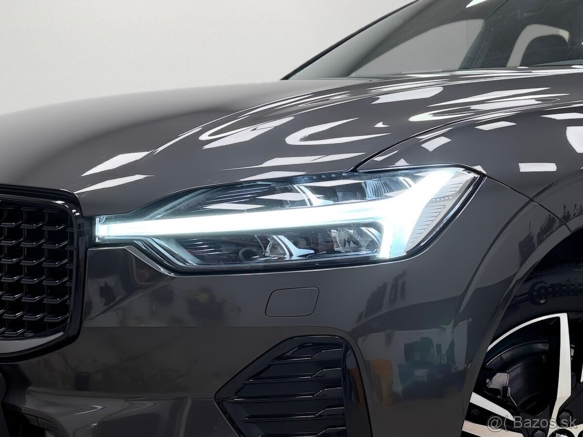 Volvo XC60 B4D4x4 R-DESIGN,Facelift model 2022,Harman,Kamera - 5