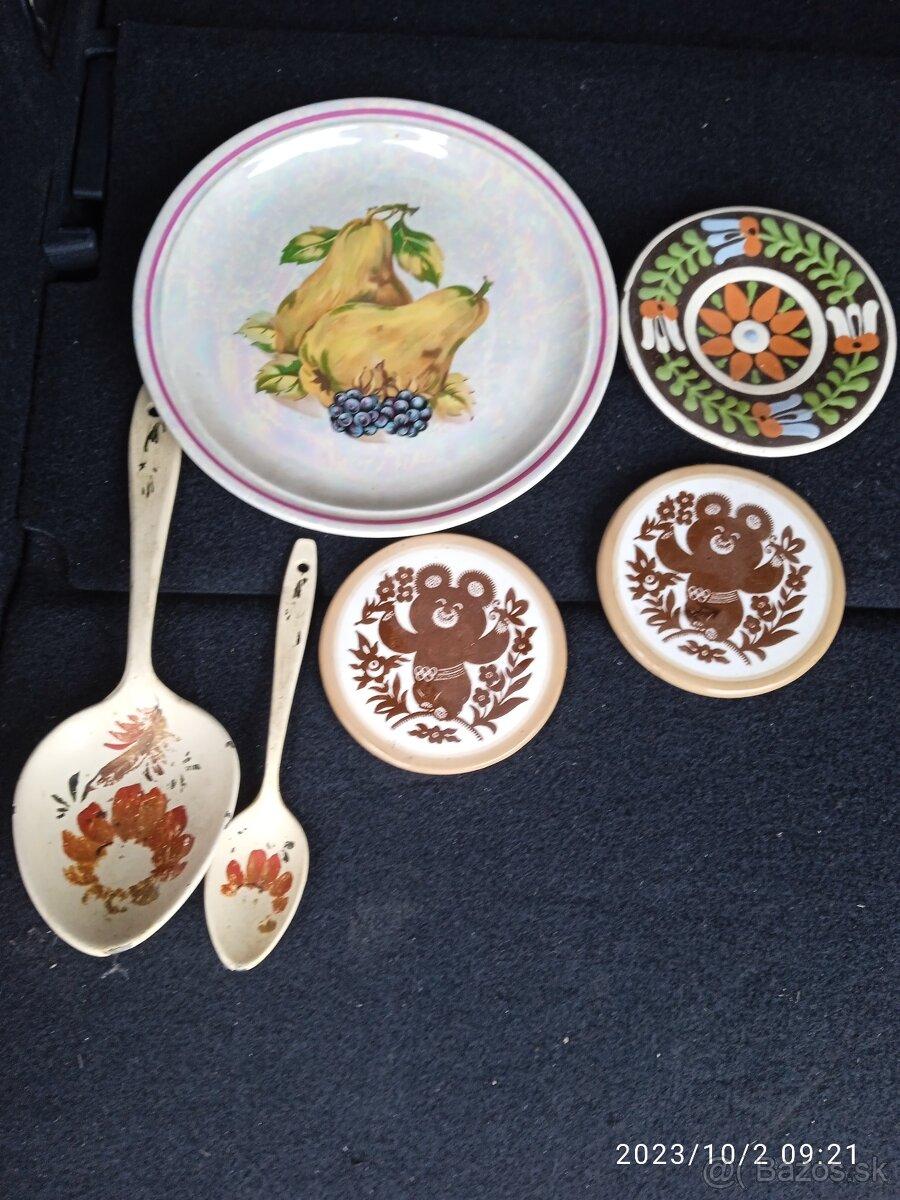 CHLEBNIK PLUS OZDOBNY PORCELAN NA STENU - 5