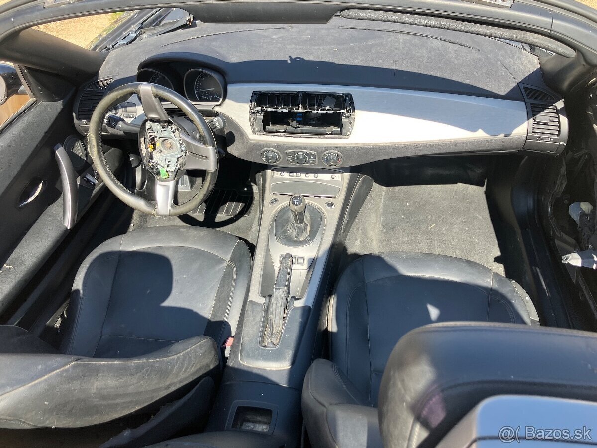 Predám BMW Z4 2.5 i bez TP - 5