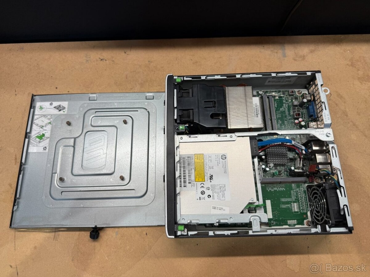 Predám pokazený počítač HP 8200 USDT na diely. - 5