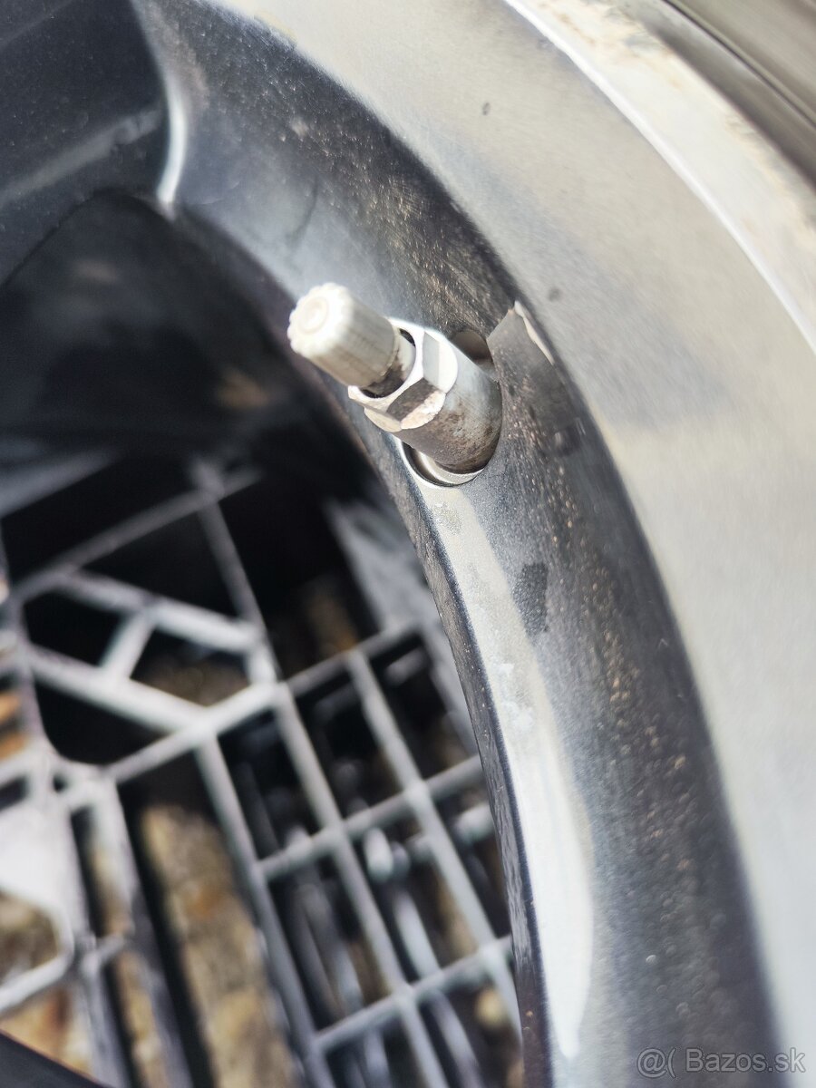 Alu Sada= 5x120 =AC SCHNITZER=s pneu= 225/40 R18 - 5