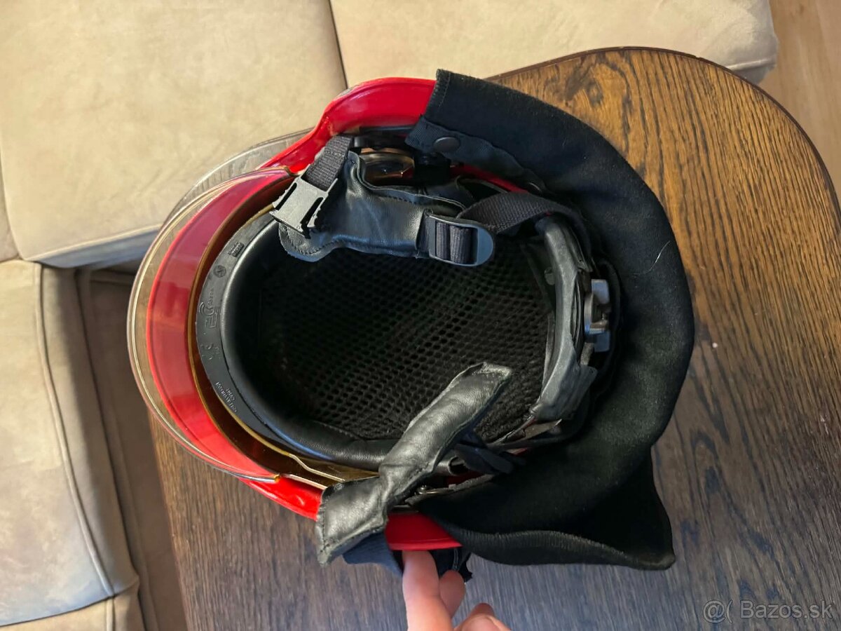 hasičská prilba Kalisz vulcan - červená - 5