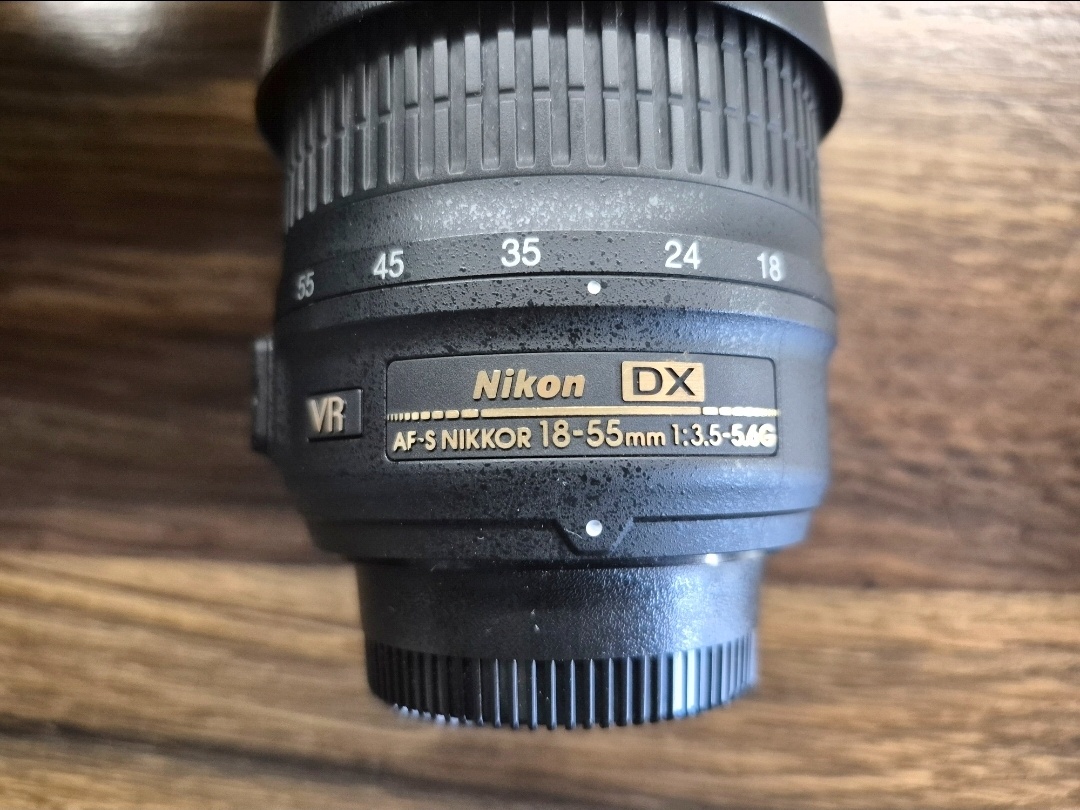 Nikon D5100 +objektívy +statív - 5