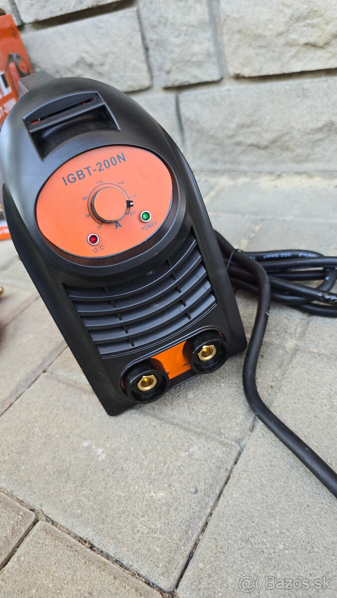 Zváračka invertorová PIPPER IGBT-200N - 5